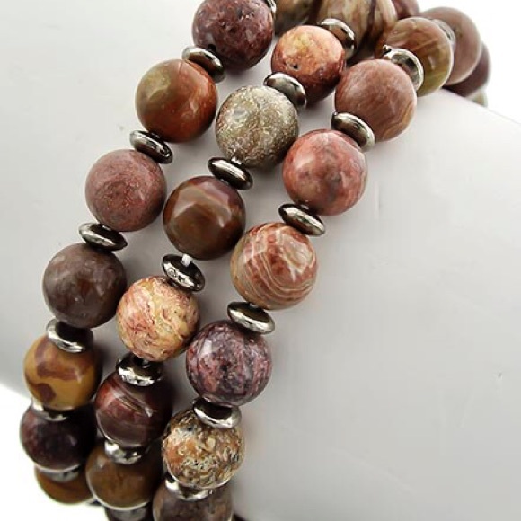 Necklace/Earrings - Picture 1 of 2